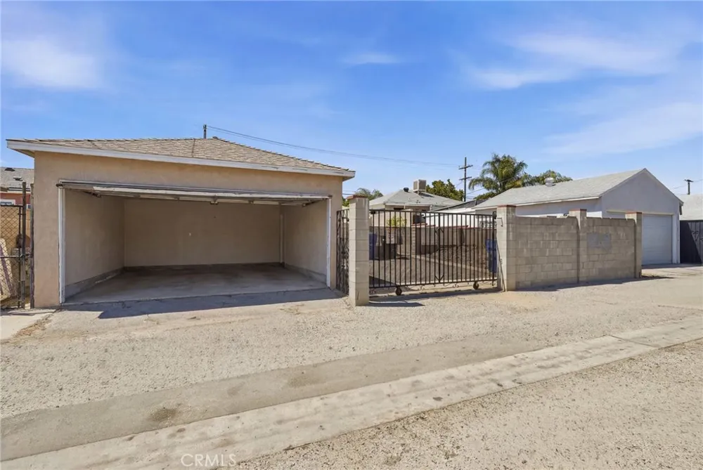 12824 Osborne Pacoima, CA 91331
