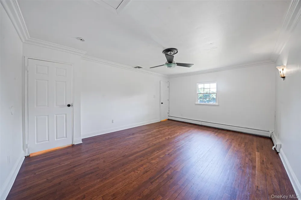 7 New Jersey Court Dix Hills, NY 11746