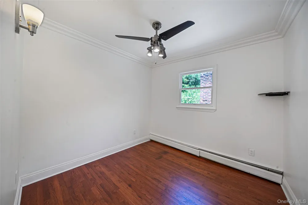 7 New Jersey Court Dix Hills, NY 11746