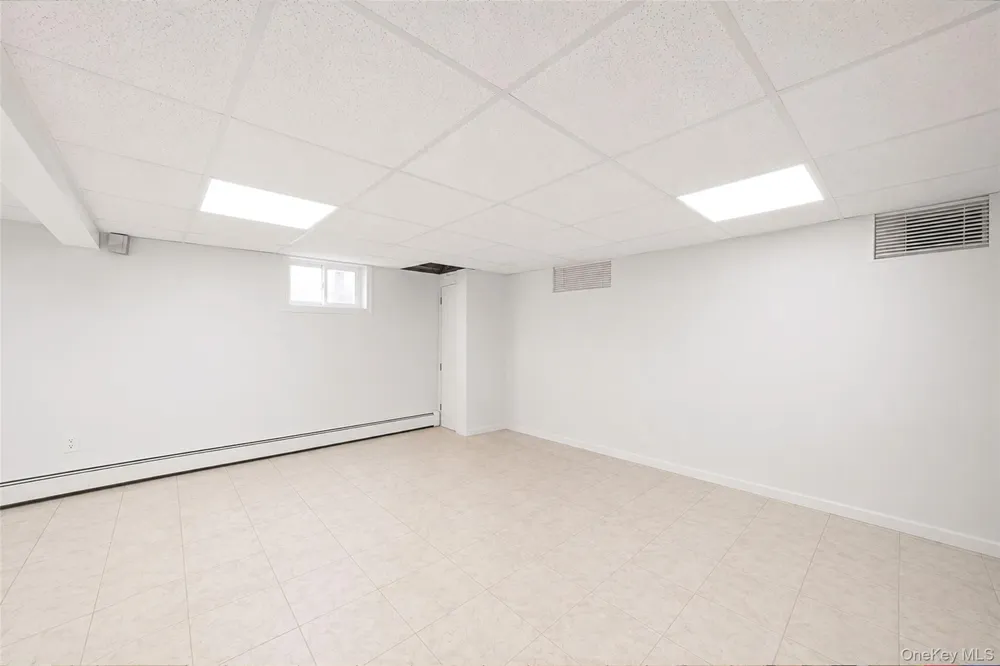 7 New Jersey Court Dix Hills, NY 11746