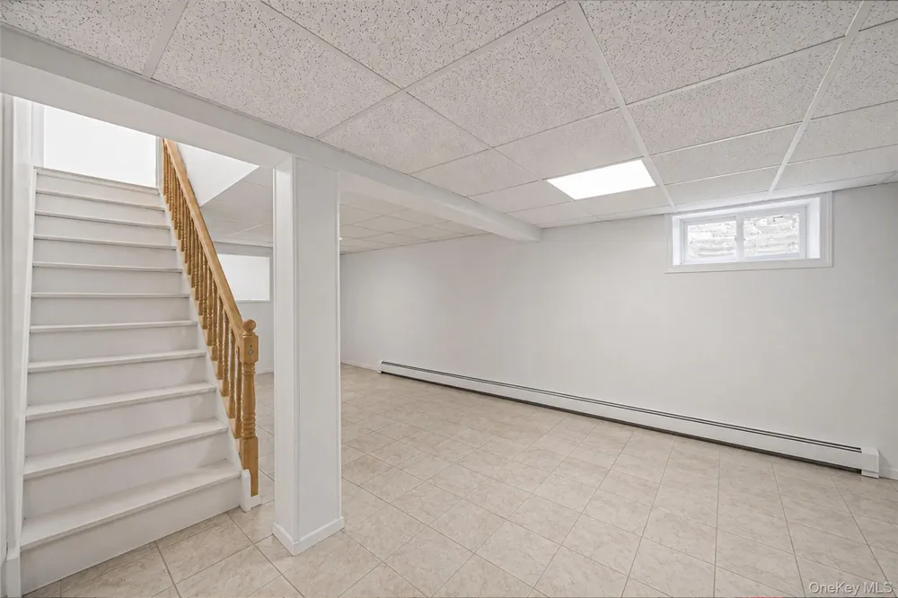 7 New Jersey Court Dix Hills, NY 11746