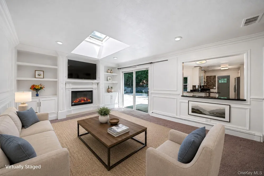7 New Jersey Court Dix Hills, NY 11746
