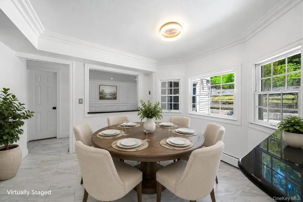 7 New Jersey Court Dix Hills, NY 11746