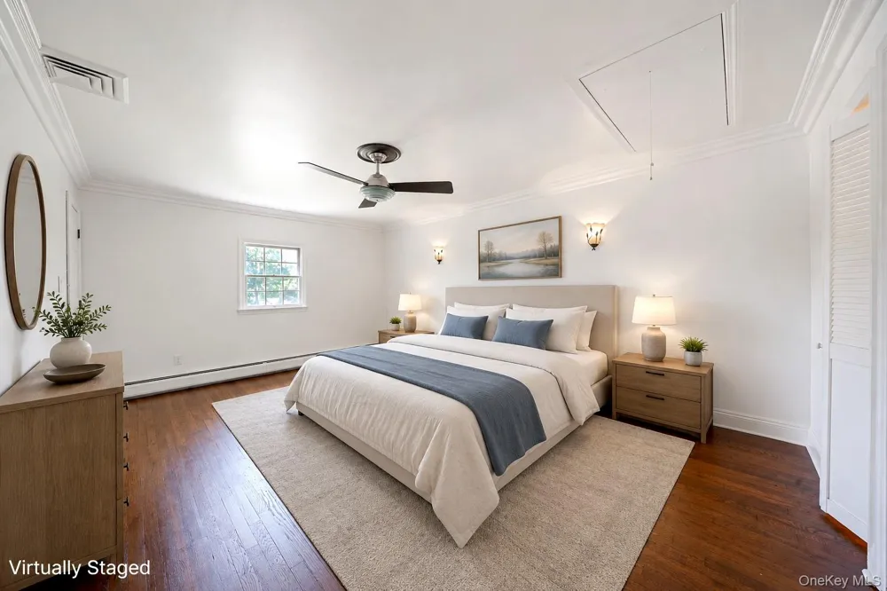 7 New Jersey Court Dix Hills, NY 11746