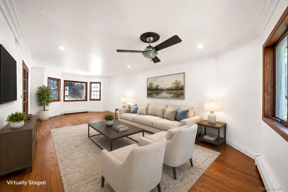 7 New Jersey Court Dix Hills, NY 11746