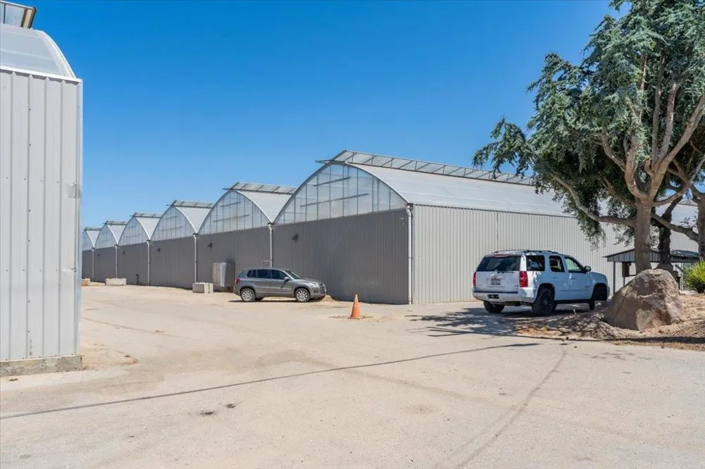 23820 Potter Road Salinas, CA 93908