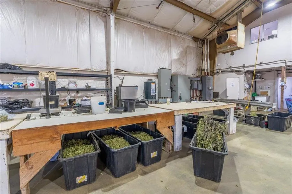 23820 Potter Road Salinas, CA 93908