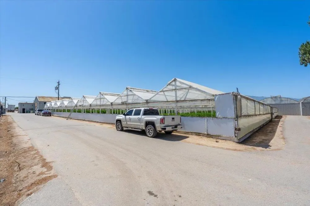 23820 Potter Road Salinas, CA 93908