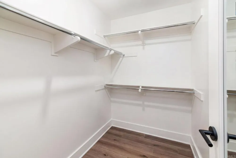 1105 Catania Court #203 Encinitas, CA 92024