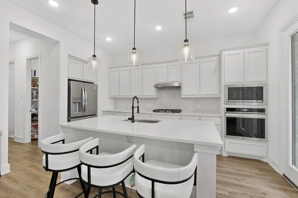 1162 Queensdown Way Forney, TX 75126