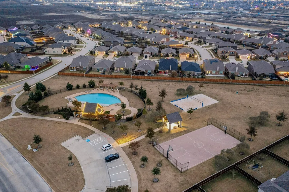 1162 Queensdown Way Forney, TX 75126
