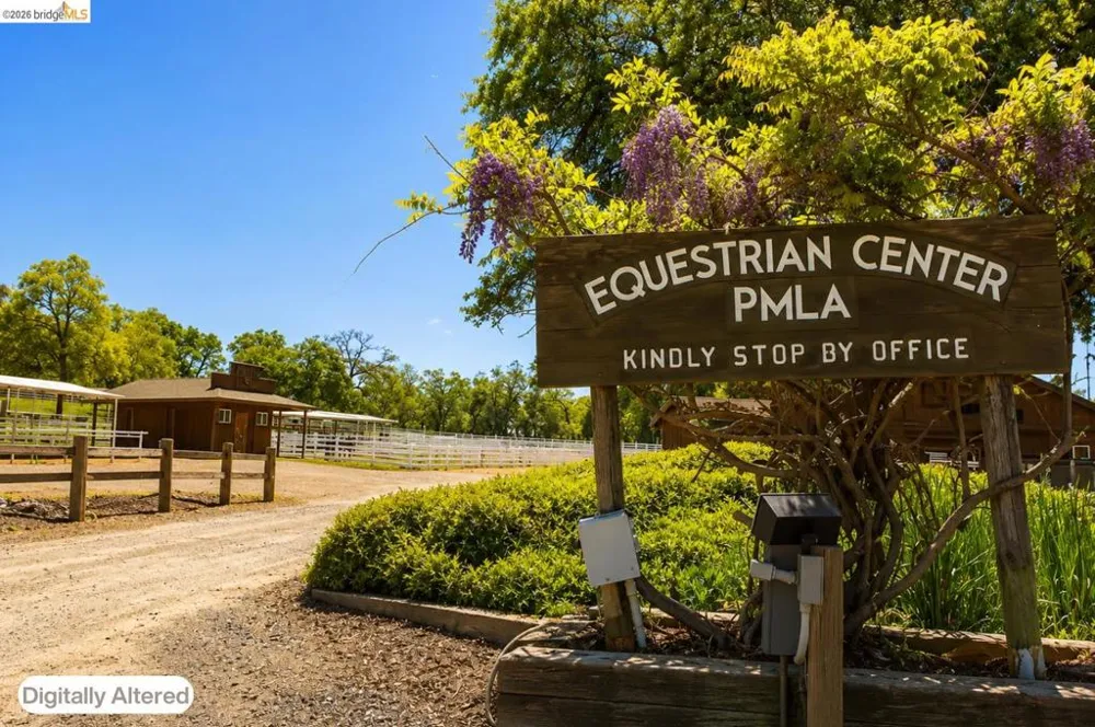 19570 Cottonwood St Groveland, CA 95321