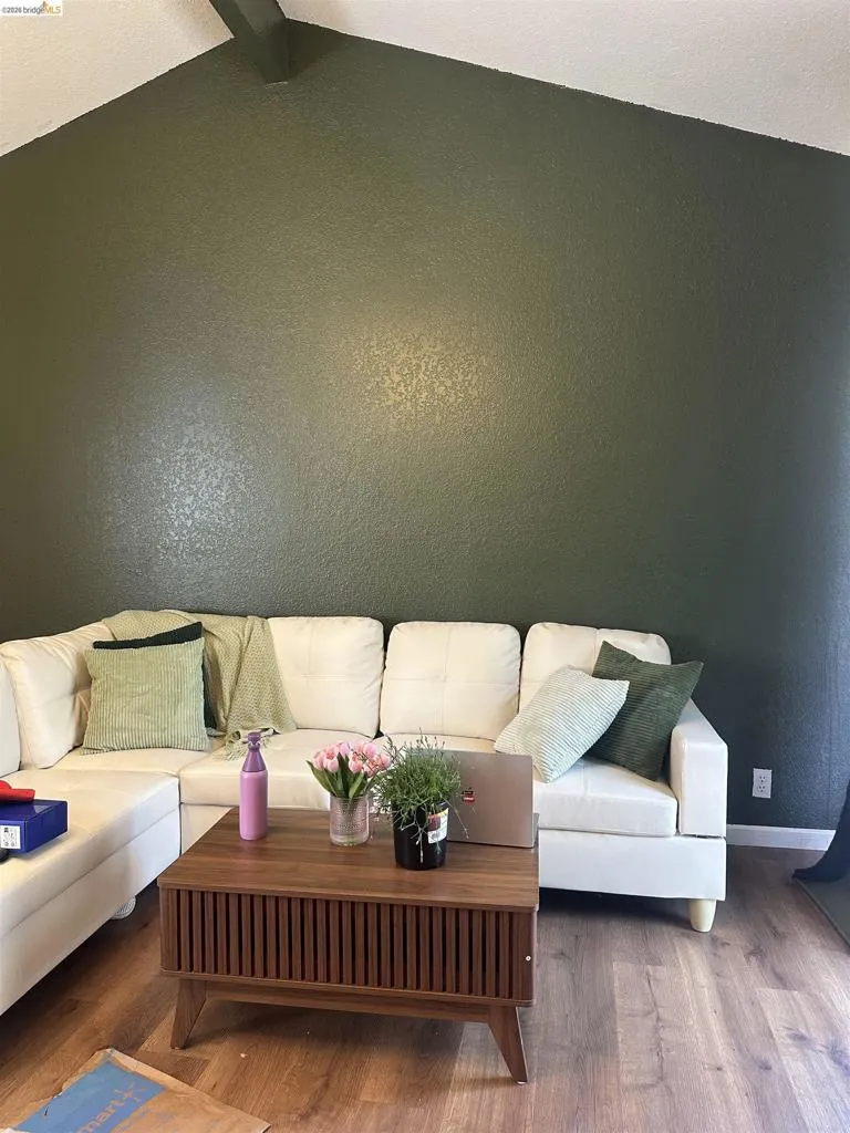 19570 Cottonwood St Groveland, CA 95321