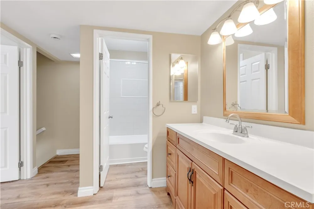 25761 Le Parc #72 Lake Forest, CA 92630