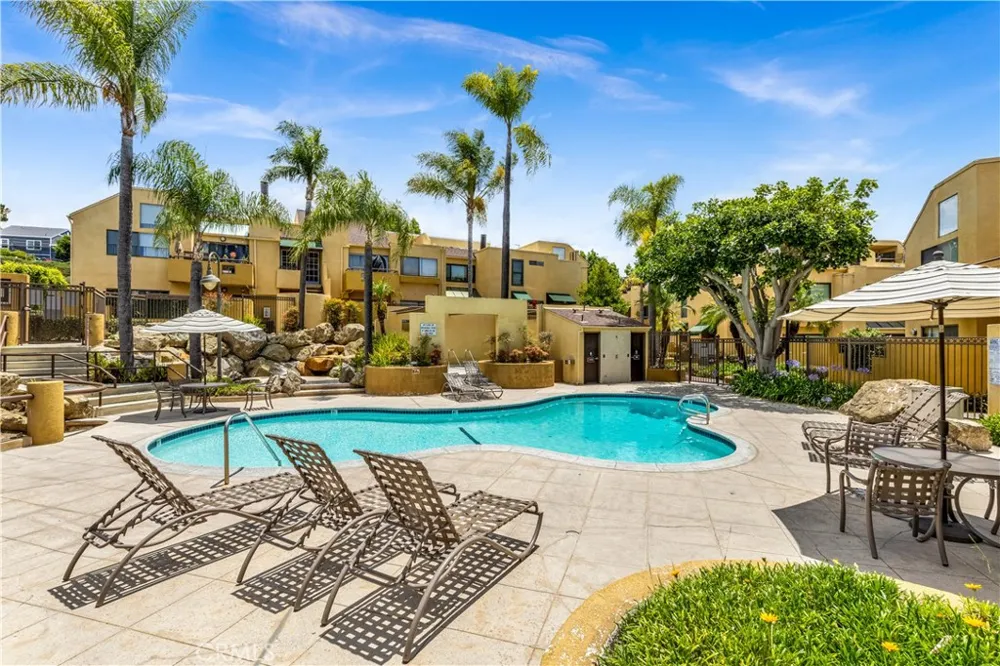 25761 Le Parc #72 Lake Forest, CA 92630