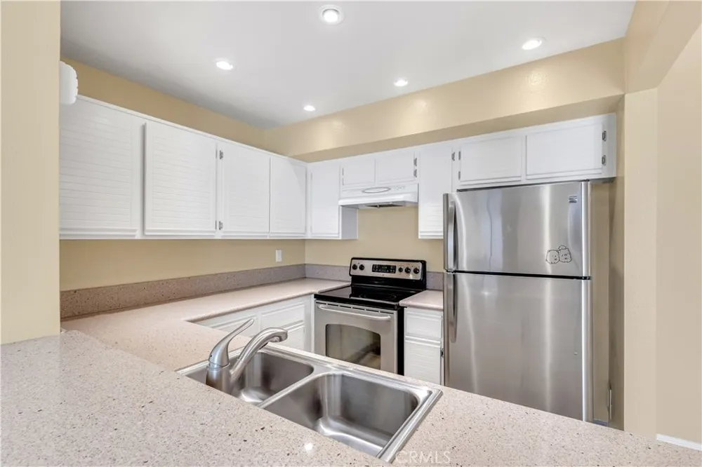25761 Le Parc #72 Lake Forest, CA 92630