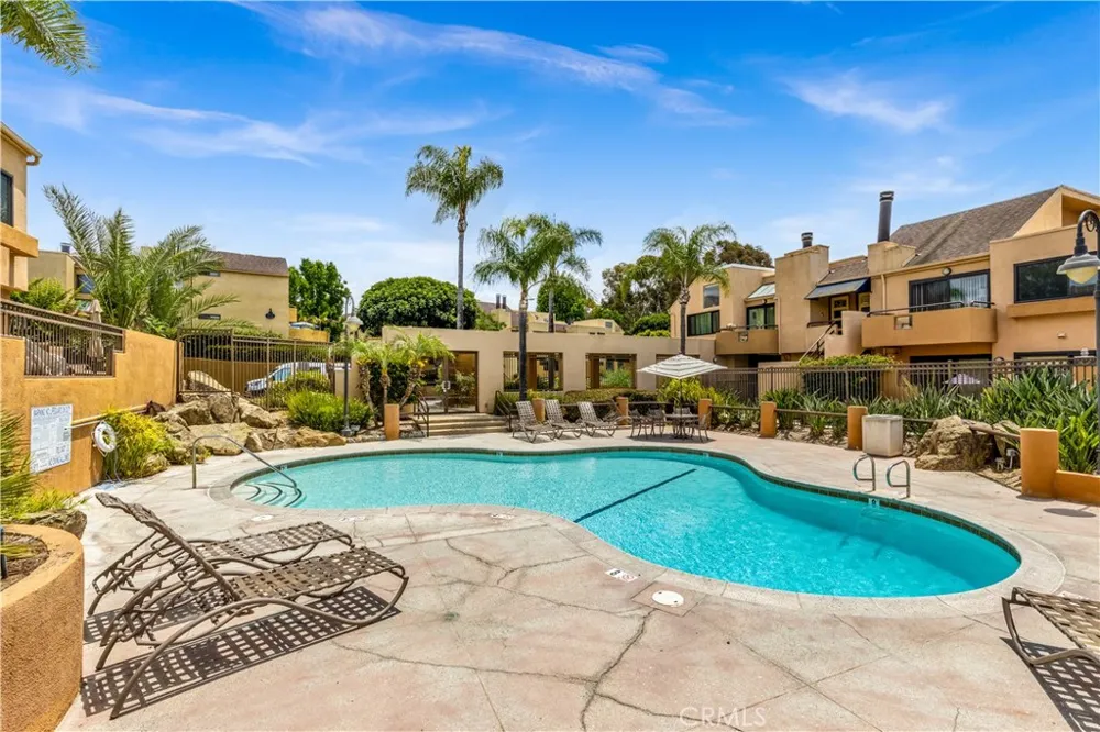 25761 Le Parc #72 Lake Forest, CA 92630