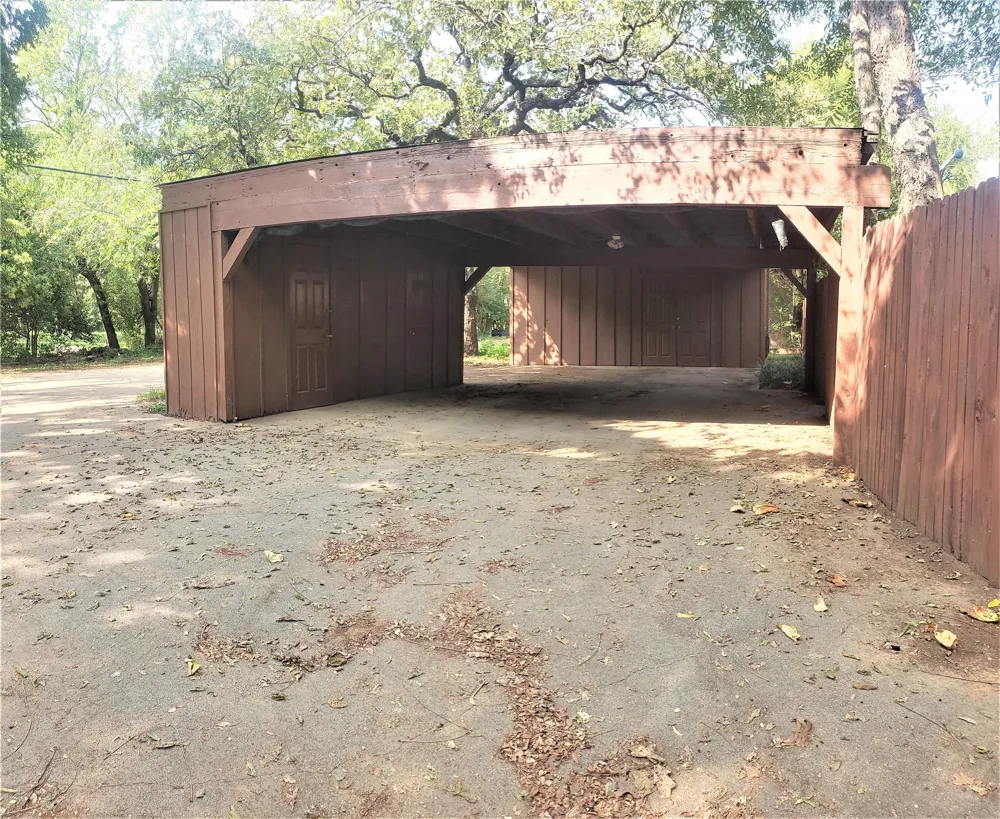 7604 Bridges Avenue #B Richland Hills, TX 76118