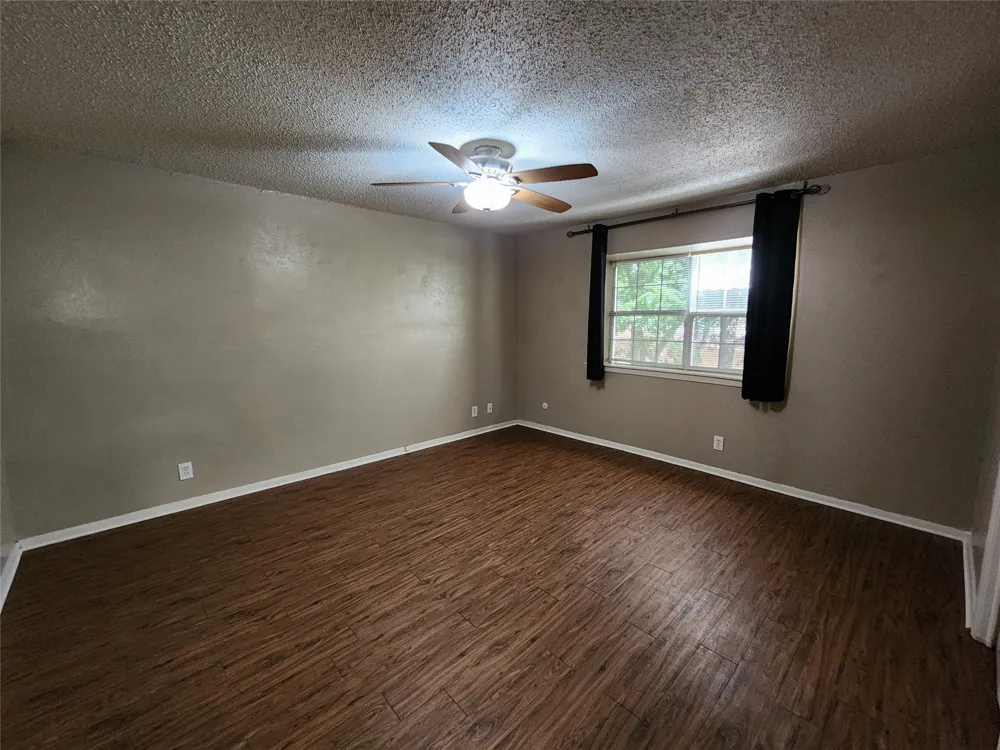 7604 Bridges Avenue #B Richland Hills, TX 76118