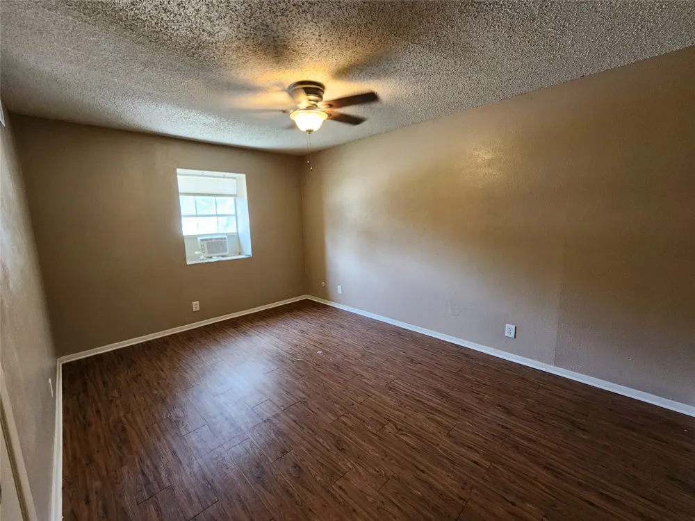 7604 Bridges Avenue #B Richland Hills, TX 76118