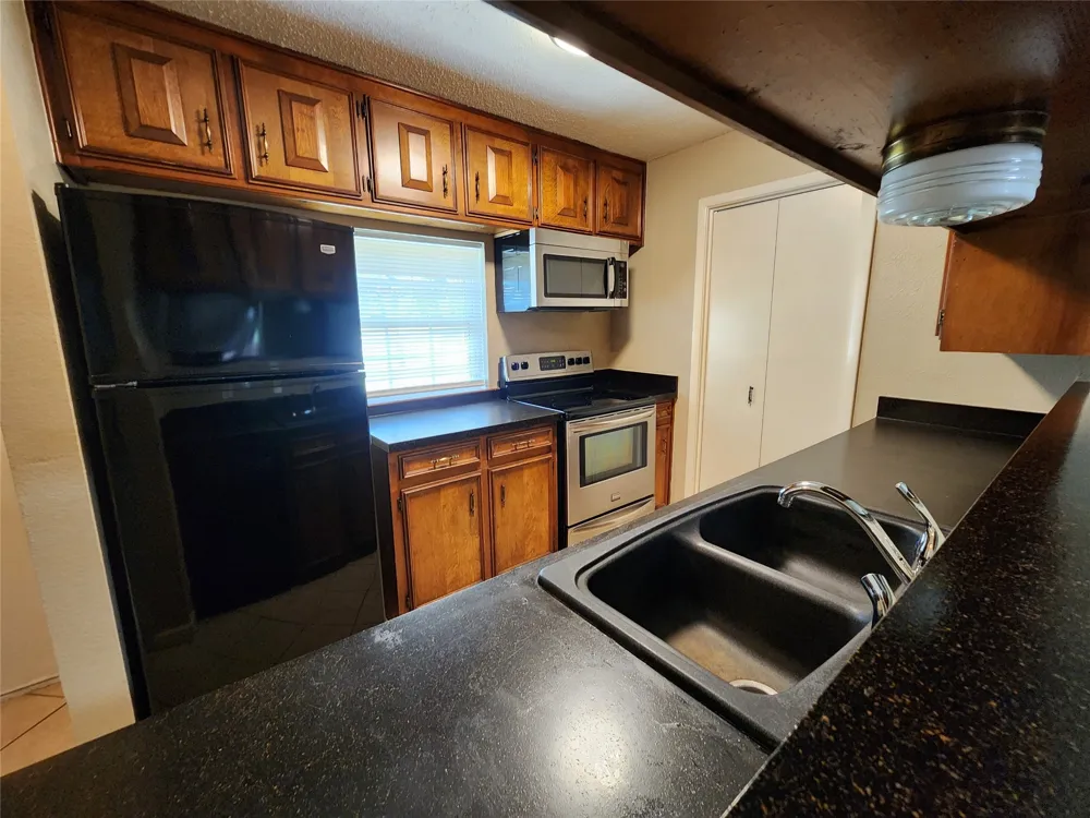 7604 Bridges Avenue #B Richland Hills, TX 76118