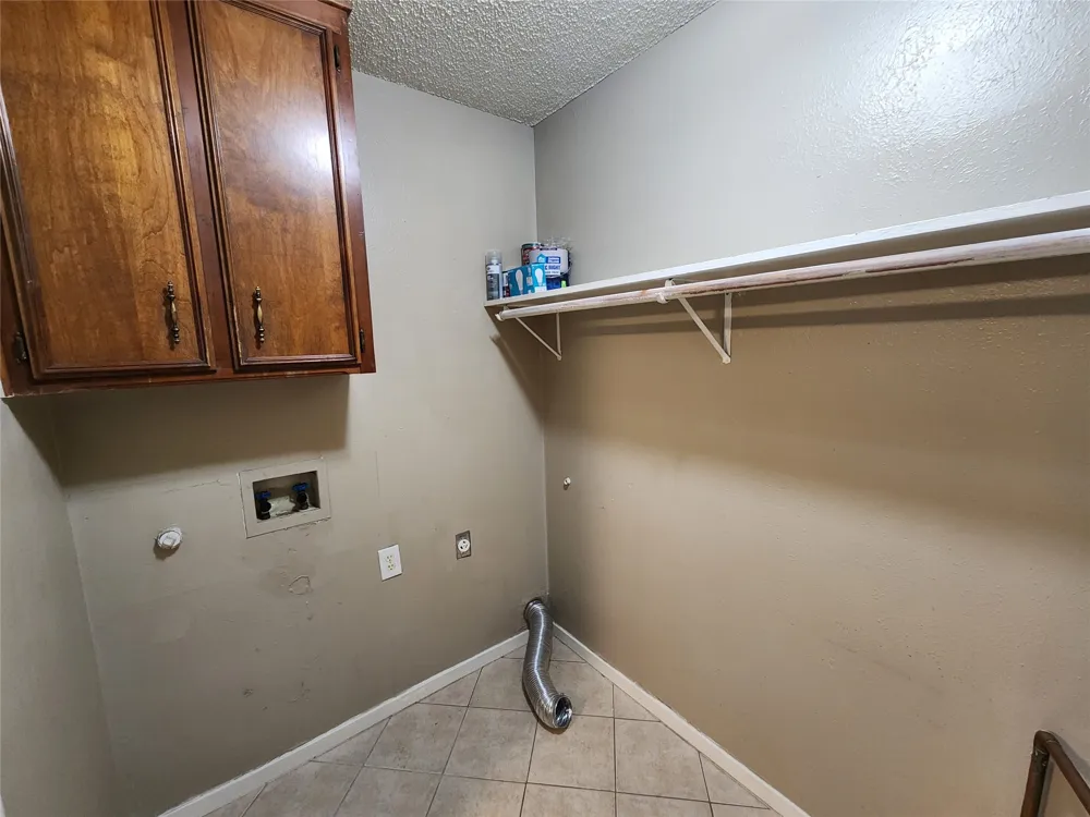 7604 Bridges Avenue #B Richland Hills, TX 76118