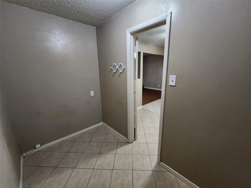 7604 Bridges Avenue #B Richland Hills, TX 76118