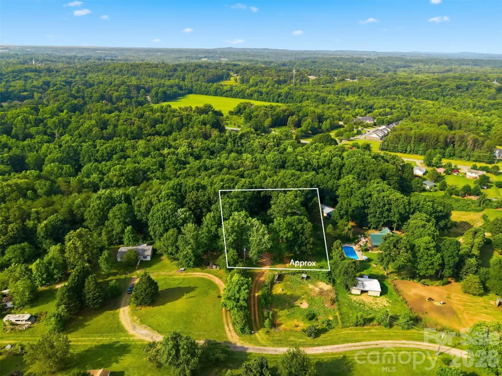 4075 Mamas Garden Drive Hickory, NC 28602