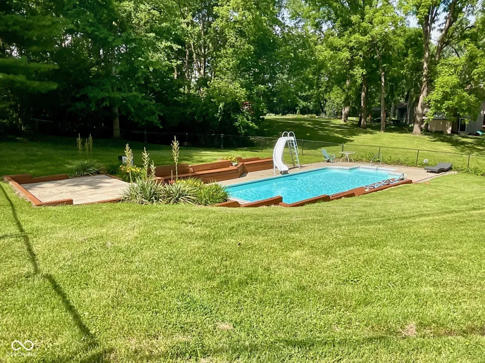 15830 E Lake Shore Drive Hope, IN 47246