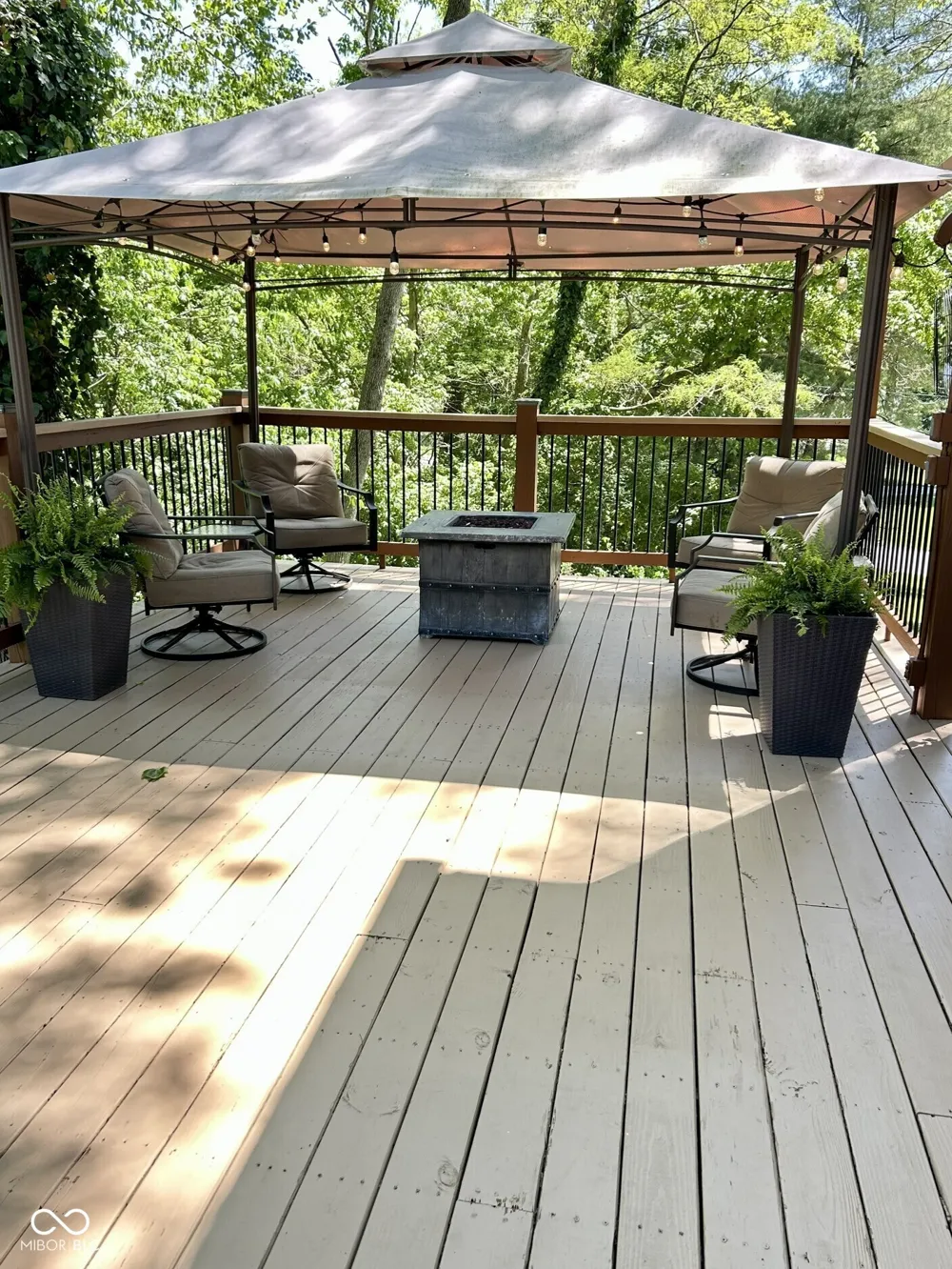 15830 E Lake Shore Drive Hope, IN 47246