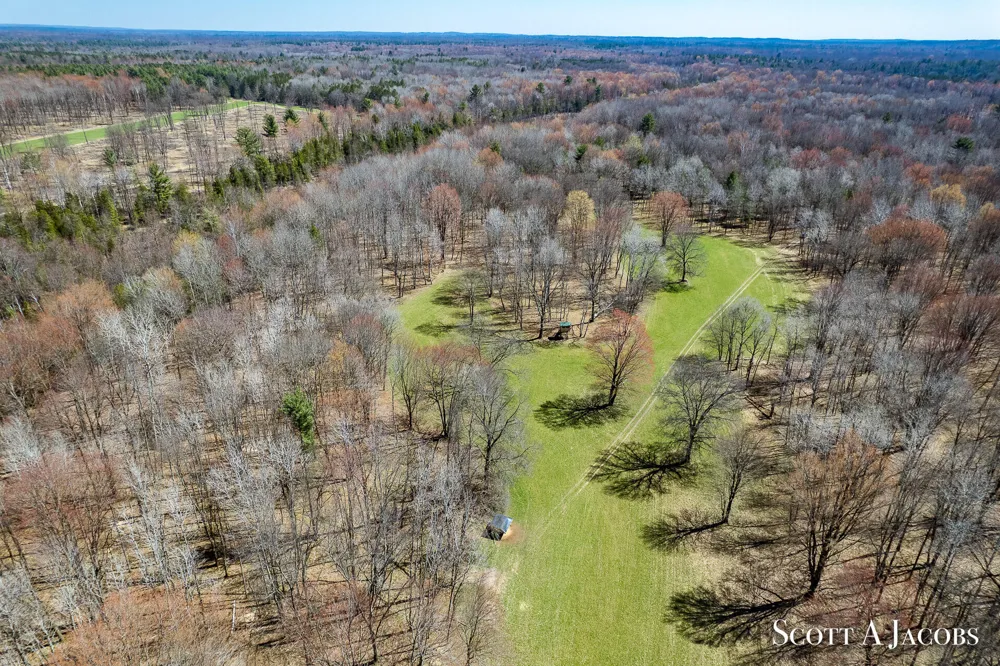 1125 Chaput Drive Orient Township, MI 49679