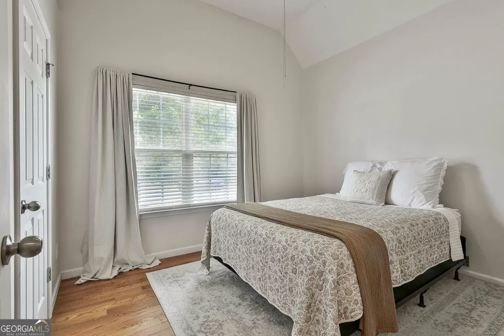18 Hill Top CIR Grantville, GA 30220
