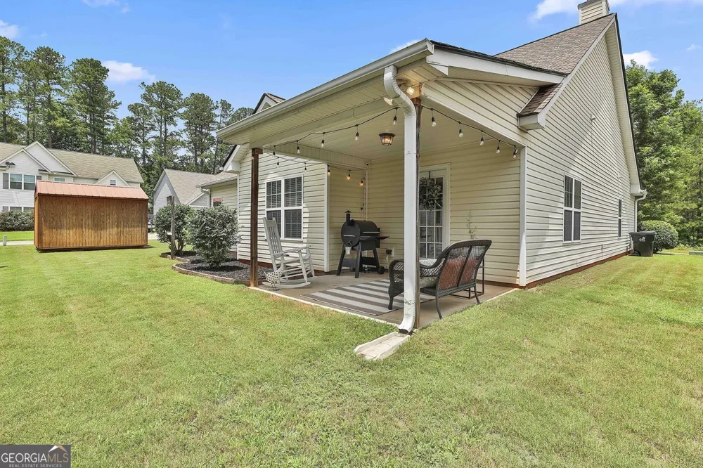 18 Hill Top CIR Grantville, GA 30220