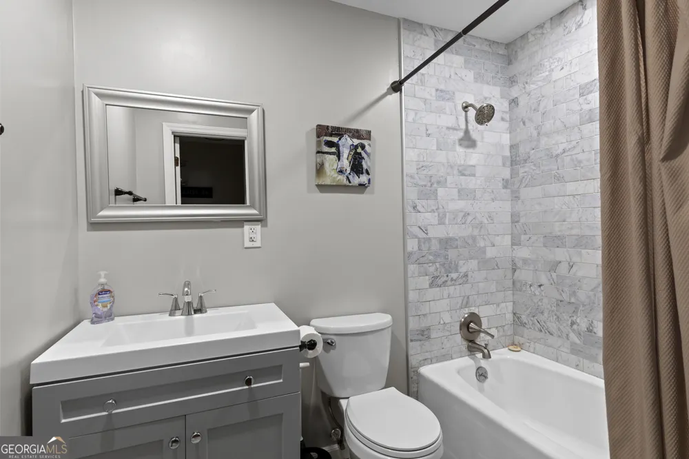 3727 Calmer CIR East Point, GA 30344