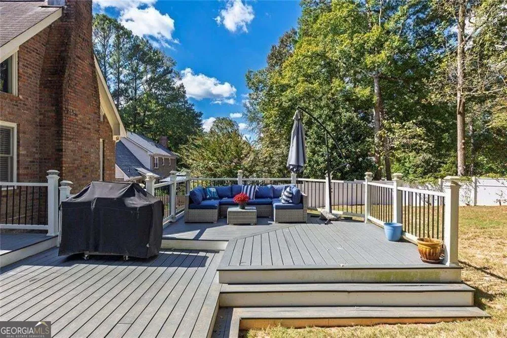 210 Hanarry DR Lawrenceville, GA 30046