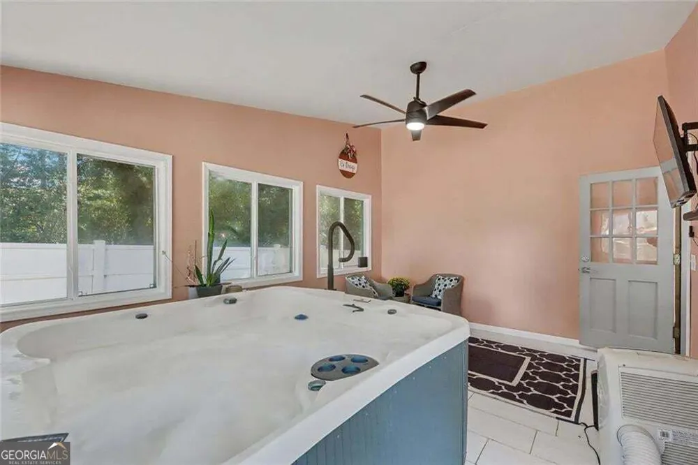 210 Hanarry DR Lawrenceville, GA 30046