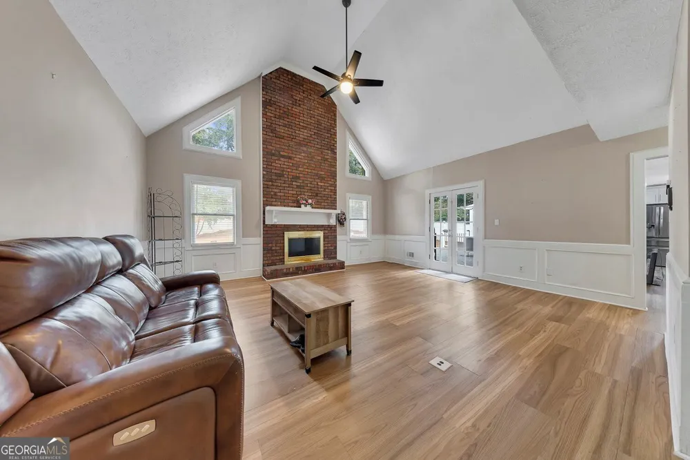 210 Hanarry DR Lawrenceville, GA 30046
