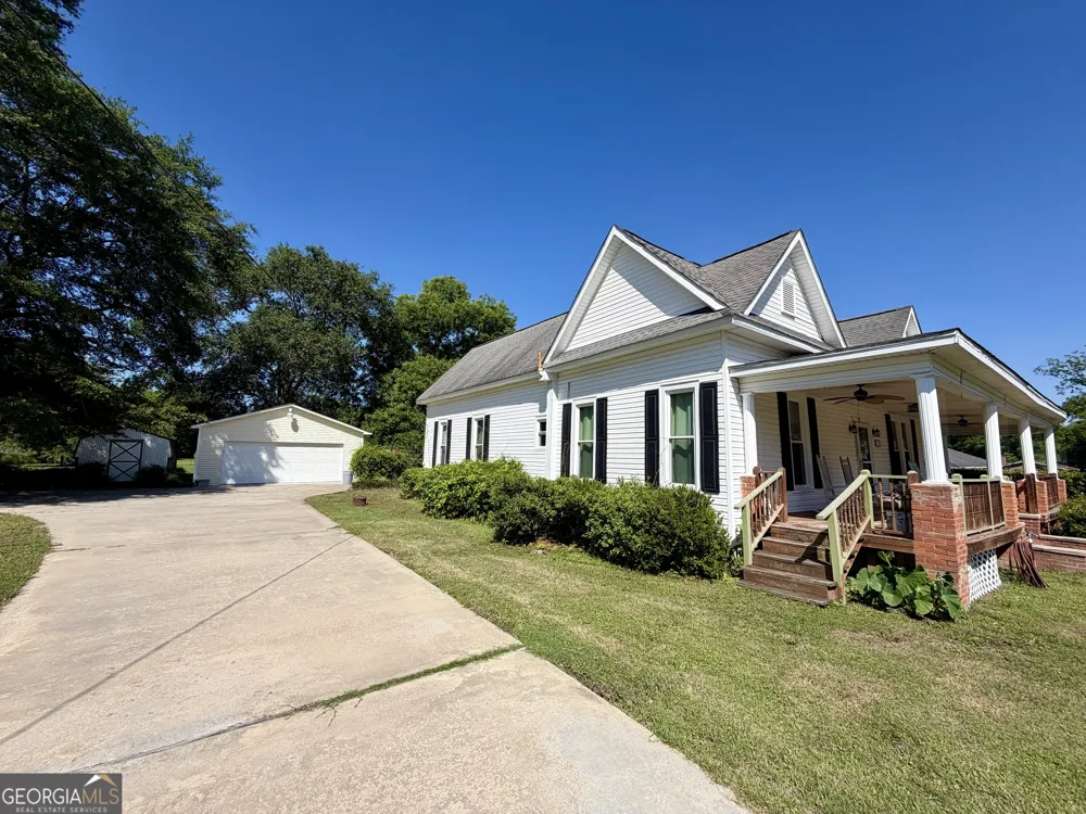 312 N Line ST Dexter, GA 31019