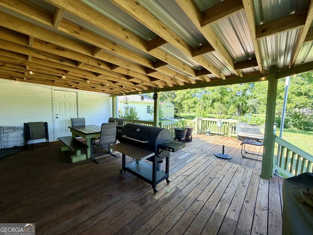 312 N Line ST Dexter, GA 31019