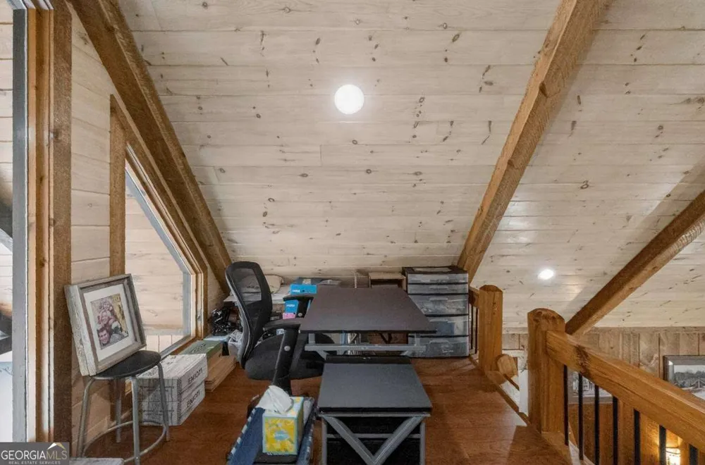 327 Hooch Holler LN Morganton, GA 30560