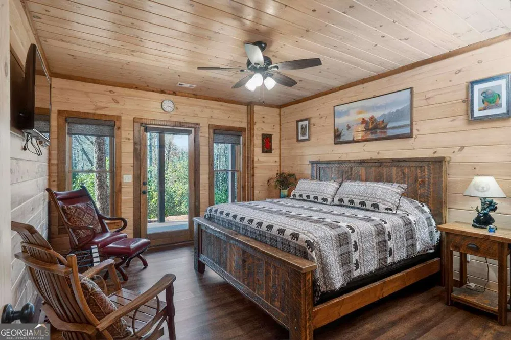 327 Hooch Holler LN Morganton, GA 30560