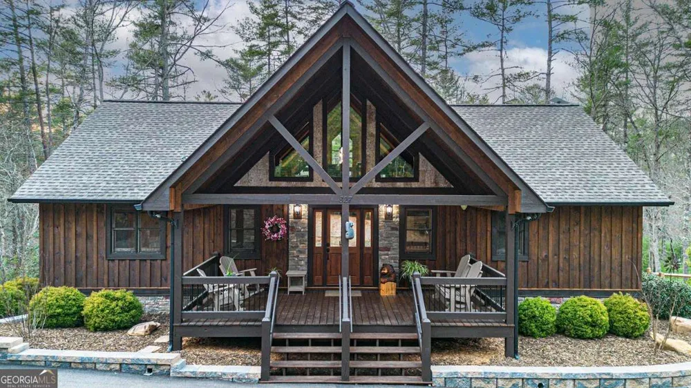 327 Hooch Holler LN Morganton, GA 30560