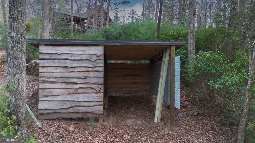 327 Hooch Holler LN Morganton, GA 30560