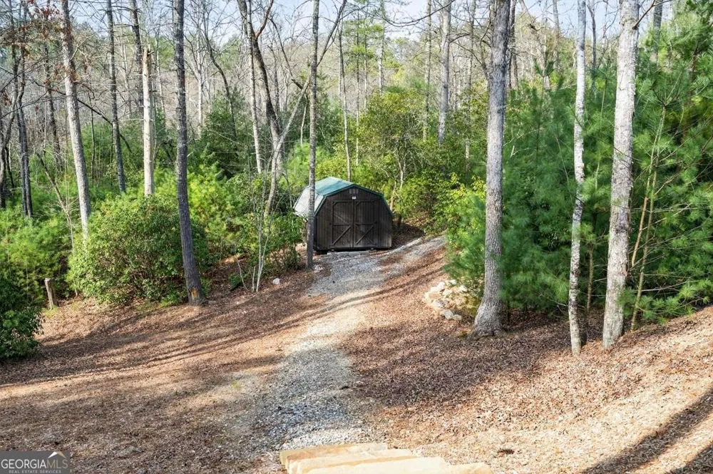 327 Hooch Holler LN Morganton, GA 30560