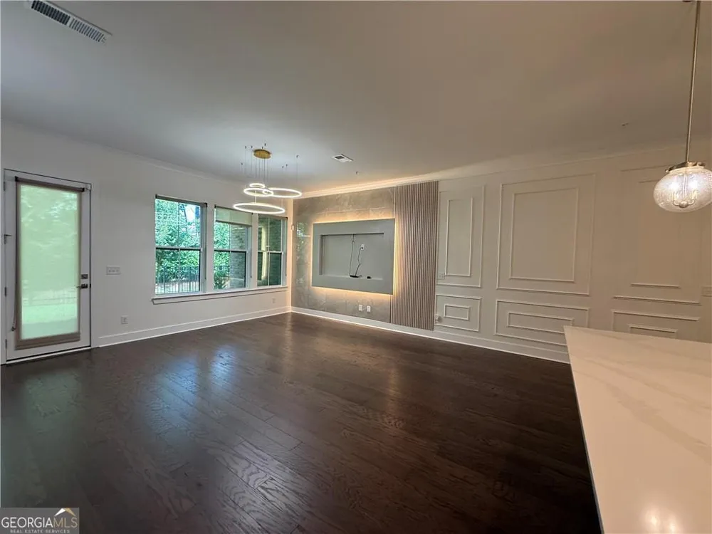 1190 Harper DR Roswell, GA 30076