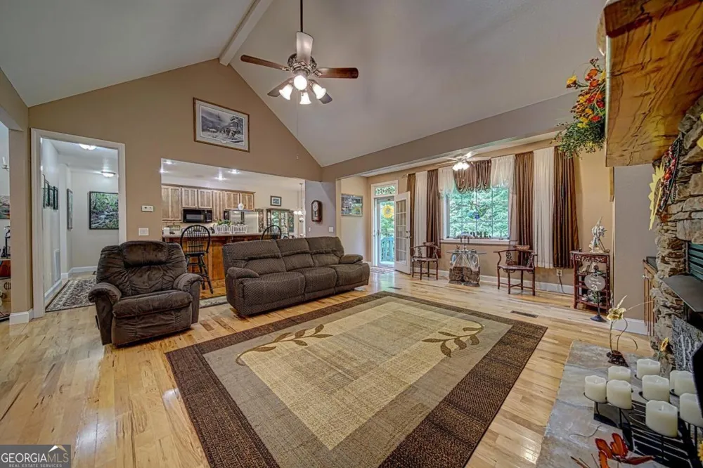 1514 Smithfield LN Young Harris, GA 30582
