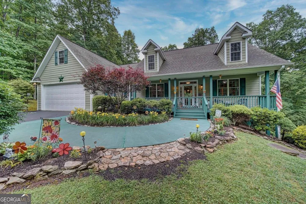 1514 Smithfield LN Young Harris, GA 30582