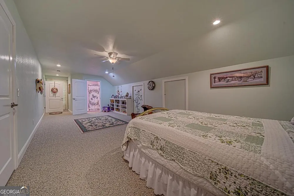 1514 Smithfield LN Young Harris, GA 30582