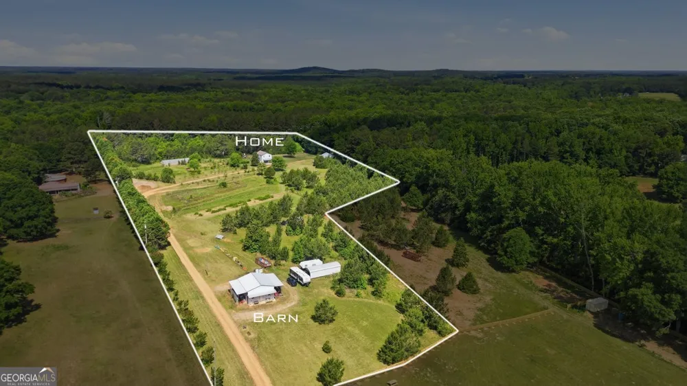 1465 Thurston Snow RD Good Hope, GA 30641