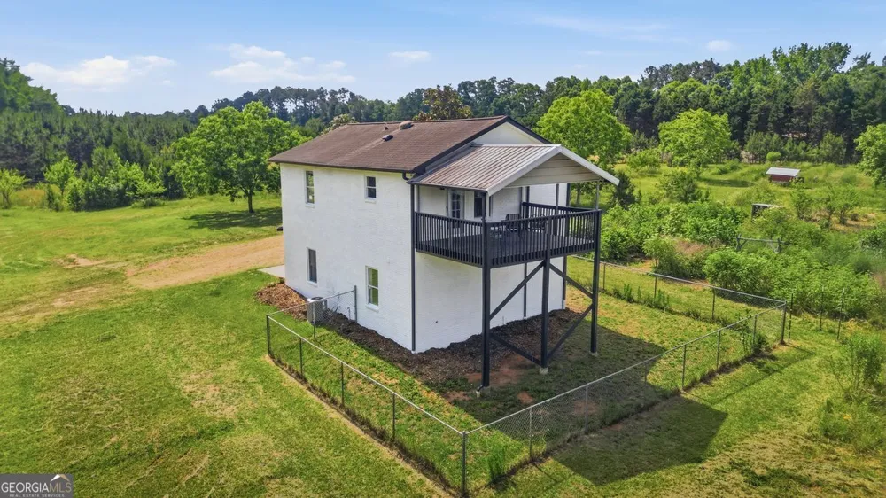 1465 Thurston Snow RD Good Hope, GA 30641
